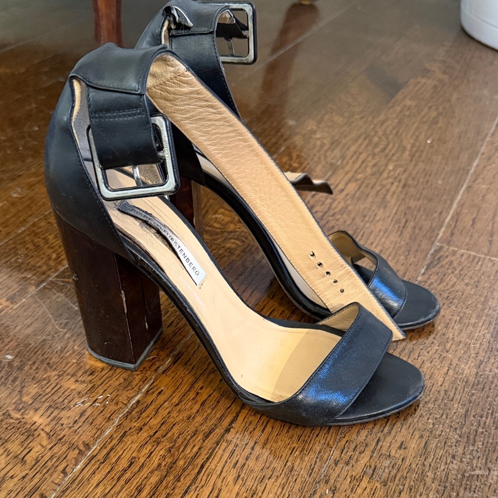 Diane von Furstenberg Block Heel Sandals — Black Leather